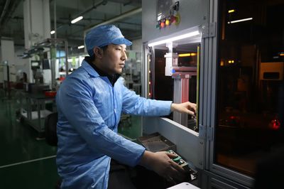 新春開工進行時|開特電子:600名工人全部返廠鼓足干勁忙生產(chǎn),向新能源、智能網(wǎng)聯(lián)領域進軍